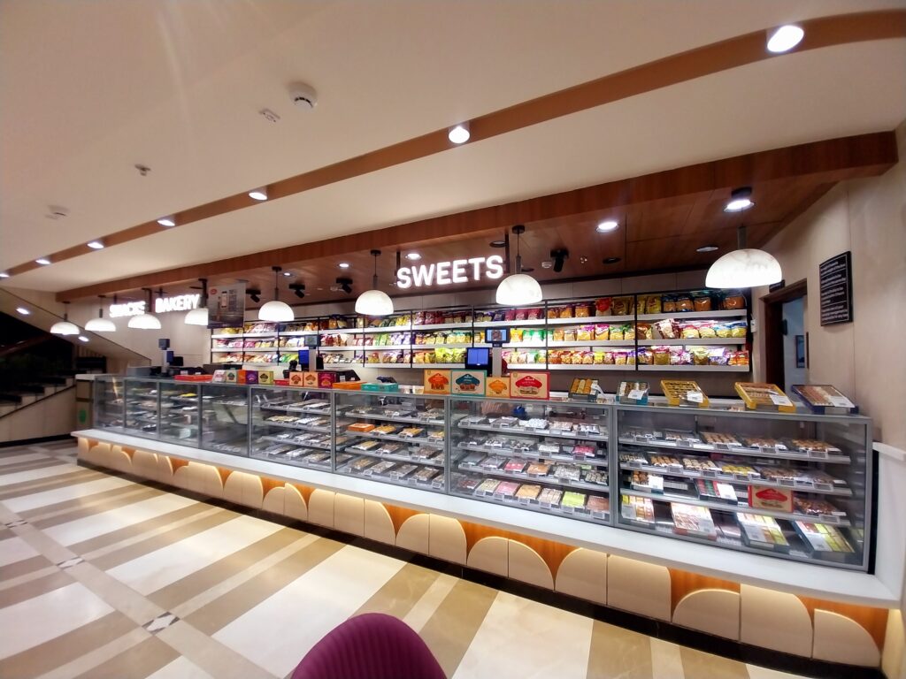 Bakery display counter